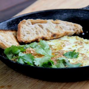 Oven Baked Eggs with Olive Oil & Dukkah_image