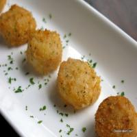Broiled Scallops with a Parmesan Crust Recipe - (4.3/5) image