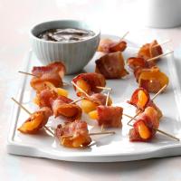 Bacon-Wrapped Apricot Bites_image