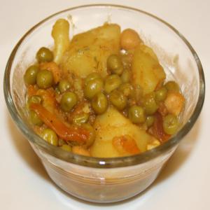 Aloo Mutter - Indian Potatoes With Peas image