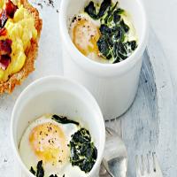 Baked Eggs and Creamy Greens_image