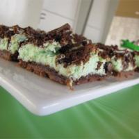 St. Patrick's Chocolate & Mint Cheesecake Bars_image