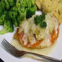 Chicken Cutlets With Artichokes, Tomato and Mozzarella_image