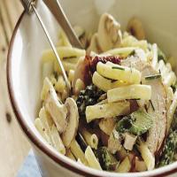 Chicken and asparagus pasta salad_image
