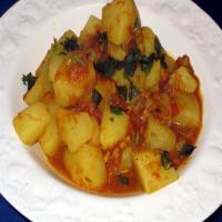 Indian Potatoes Cooked With Ginger: Labdharay Aloo image