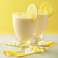 Creamy Lemon Milk Shakes image