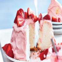 Angel Food Cake with Strawberry Buttercream_image