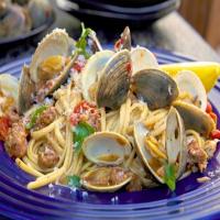 Pasta with Clams, White Wine and Spicy Italian Sausage image