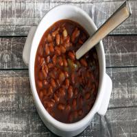 Easy Crock Pot Barbecue Baked Beans With Bacon_image