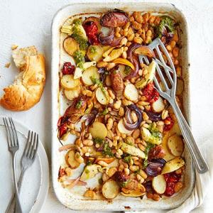 Potato, pesto & sausage traybake image