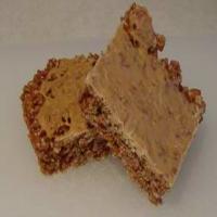 Cocoa Rice Krispies Treats With Peanut Butter Topping_image