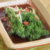 Broccolini With Sizzling Ginger-Scallion Oil_image