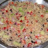 Quinoa Veggie Salad with Zesty Vinaigrette_image