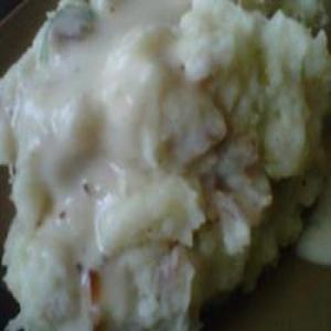 Celery Smashers with Cream Gravy_image