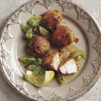 Moroccan-Spiced Seared Scallops with Green Grape and Lemon Relish_image
