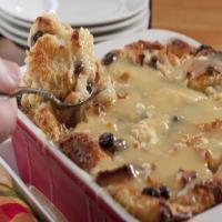 New Orleans Bread Pudding with Bourbon Sauce Recipe - (4.3/5)_image