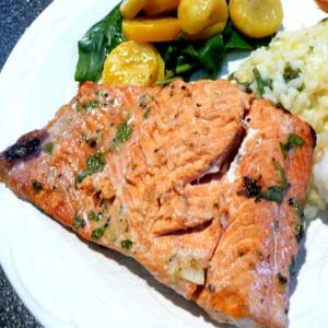 Grilled Salmon With Kiwi-Herb Marinade image