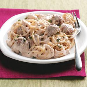 Stroganoff-Style Spaghetti 'n' Meatballs Recipe_image