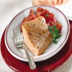 Skinny Salmon with Marjoram-Dijon Tomatoes_image