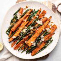 Roasted Green Beans and Carrots_image