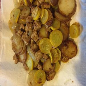 Fried Potatoes and Squash_image