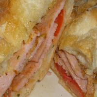 Perky Peameal Bacon Sandwich image