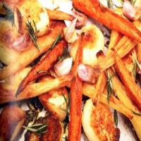 Roasted Potatoes, Parsnips, and Carrots Recipe - (4/5)_image