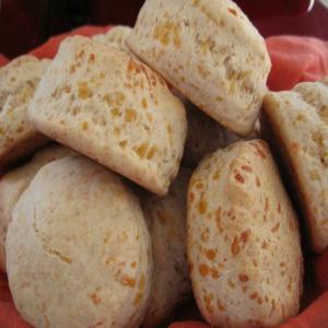 Incredible Edible Cheese Biscuits_image