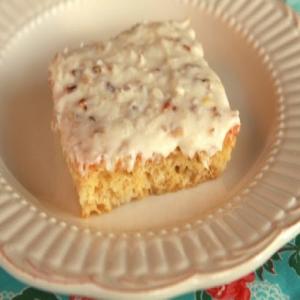 Easy Delicious Pineapple Sheet Cake_image