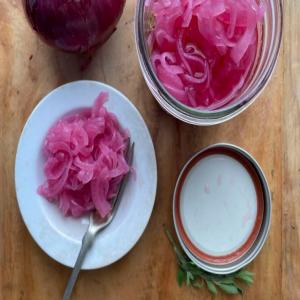 Pickled Red Onions_image