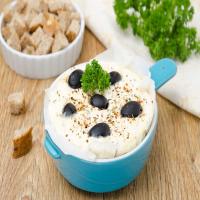Cottage Cheese Dip Recipe With Pepper and Olives_image
