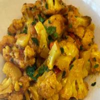 Gobi Ki Sabzi (Dry Cauliflower Curry) image