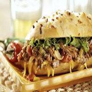 Southwestern Shredded Beef Sandwiches_image