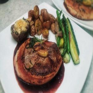 Filet with a Merlot Sauce image