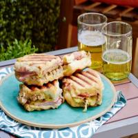 Grilled Cubano Sandwich_image