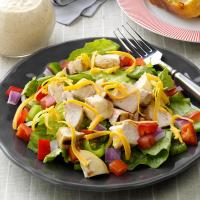 Grilled Chicken on Greens with Citrus Dressing_image