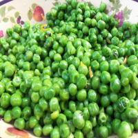 Steamed English Peas With Basil Butter_image