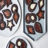Chocolate-Tahini Linzer Cookies_image