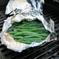 Green Beans Grilled in Foil_image