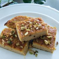 Mung Bean Cake With Coconut Milk_image
