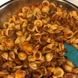 Shells with Bacon and Beef Sauce image