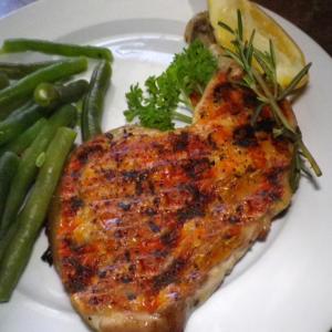 Grilled Chicken Legs with Lemon and Pepper_image
