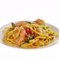 Linguine with Shrimp, Asparagus and Grape Tomatoes Recipe - (4.5/5) image
