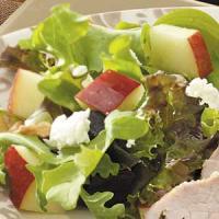 Apple and Goat Cheese Salad_image