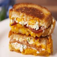 Jalapeño Popper Grilled Cheese_image
