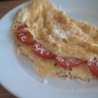 Fresh Tomato Omelets With Mozzarella Cheese_image
