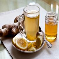 Green Tea With Turmeric and Ginger_image