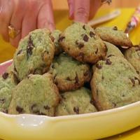 Mint Chocolate Chip Cookies with Ice Cream_image