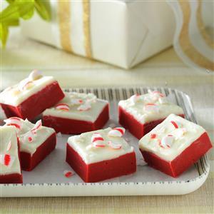 Red Velvet Candy Cane Fudge Recipe_image