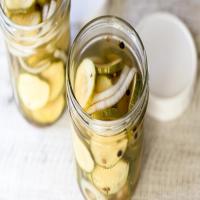 How to Make Easy Refrigerator Pickles_image